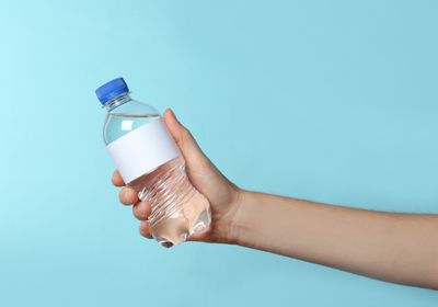 الاتحاد الأوروبي يحظر عبوات البلاستيك ذات الاستخدام الواحد 2030