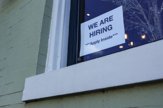 تراجع فرص العمل المتاحة في الولايات المتحدة خلال يناير