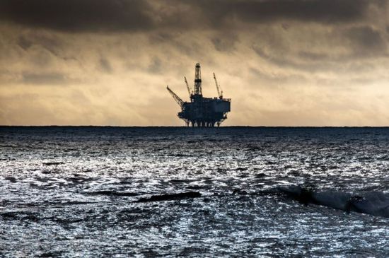 انخفاض شحنات النفط الروسية المنقولة بحرًا