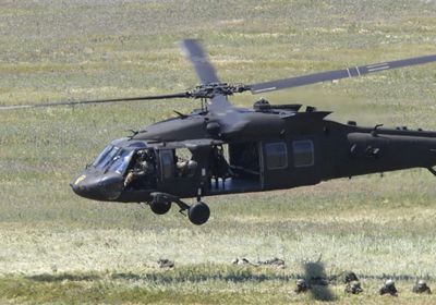 إصابة 3 ضباط إسرائيليين إثر اصطدام مروحية بعمود