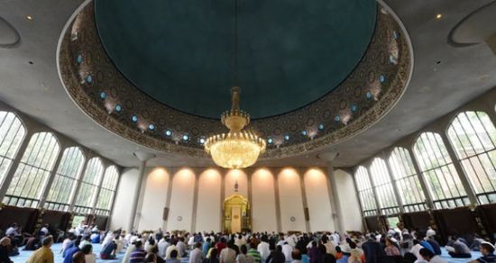 لحماية الجالية المسلمة.. بريطانيا تخصّص 117 مليون استرليني