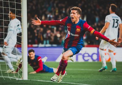 برشلونة يتأهل لدور الـ8 من أبطال أوروبا