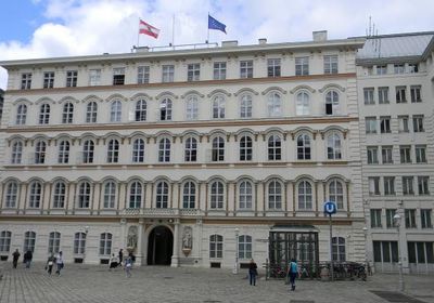 بعد اتهامهما بالتجسس.. النمسا تطرد اثنين من الدبلوماسيين الروس