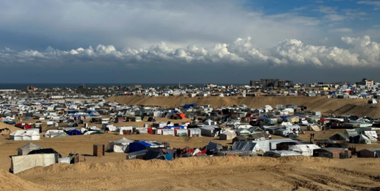 رغم التحذيرات الدولية.. نتنياهو يقرّ خطة عسكرية للهجوم على رفح