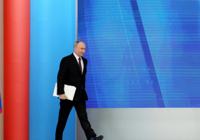 عبر الإنترنت.. بوتين يدلي بصوته في الانتخابات الرئاسية الروسية
