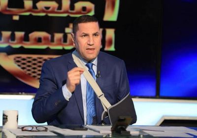 إعلامي مصري يهدد رامز جلال بعد كسر ذراعه في "رامز جاب من الآخر"