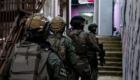 الجيش الإسرائيلي: اعتقال 300 شخص خلال اقتحام مجمع الشفاء