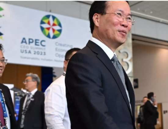 الحزب الحاكم في فيتنام يوافق على استقالة رئيس فو فان ثيونغ