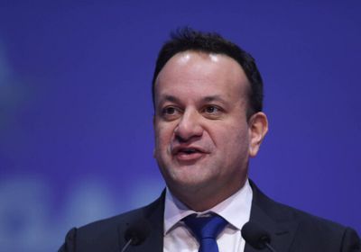 رئيس الوزراء الإيرلندي يقرر استقالته من منصبه