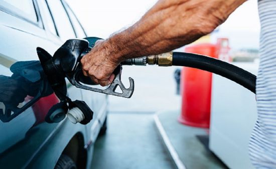 الحكومة المصرية تقرر رفع أسعار الوقود