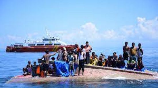 مخاوف من مقتل أو فقدان عشرات الروهينغا إثر انقلاب قارب