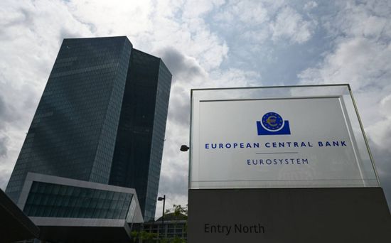 المركزي الأوروبي يحث البنوك على الاستعداد لمخاطر جديدة