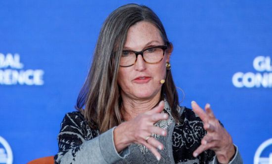 كاثي وود تتوقع وصول البيتكوين إلى 3.8 مليون دولار