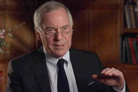 ستيف هانكي ينتقد فشل صندوق النقد في باكستان وهايتي