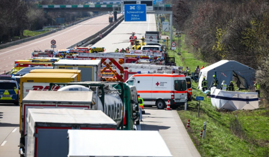 الشرطة الألمانية: مصرع 5 أشخاص إثر حادث سير في لايبزيغ