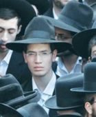 محكمة إسرائيلية تأمر بتجميد دعم طلاب المدارس الدينية المطلوبين للتجنيد