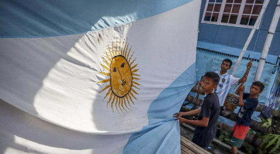 الأرجنتين تقرر وقف عملية نقل سفارتها في إسرائيل للقدس