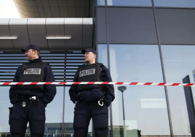 الشرطة الهولندية: احتجاز رهائن في في بلدة إيده