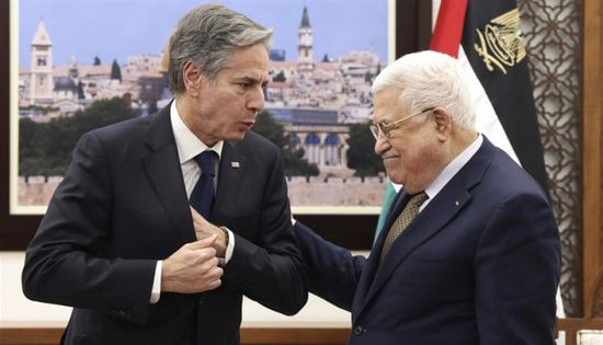 هاتفيًا.. الرئيس الفلسطيني يطالب بلينكن بمنع أي عملية عسكرية في رفح