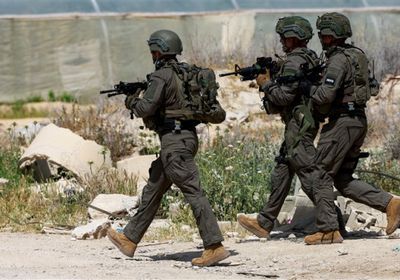 الجيش الإسرائيلي: اعتقال 20 فلسطينياً في الضفة الغربية