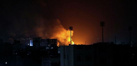 هجومان يستهدفان مقرين للحرس الثوري بإيران