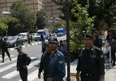 ارتفاع قتلى ومصابي قوات الأمن الإيرانية إلى 27 