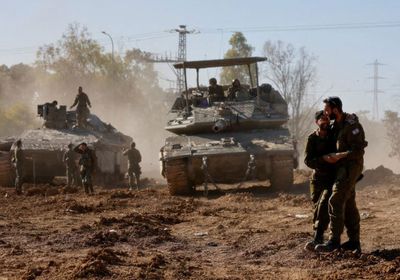 إسرائيل تعزز دفاعاتها بعد توعد إيران بالانتقام