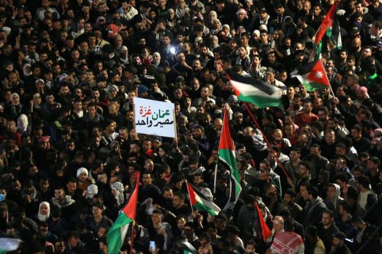 مظاهرات بمحيط السفارة الإسرائيلية بالأردن