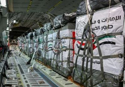 تتضمن كسوة العيد.. الإمارات ومصر تنفذان الإسقاط الـ28 للمساعدات فوق غزة