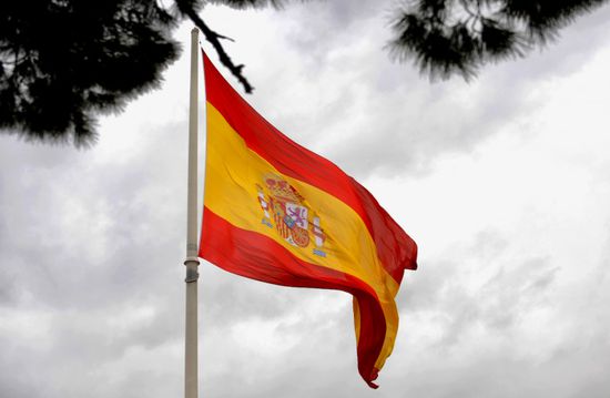 إسبانيا تخطط لإلغاء "التأشيرات الذهبية"