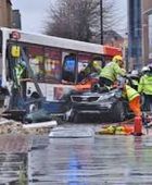 إصابة 17 شخصًا في حادث تصادم ببريطانيا