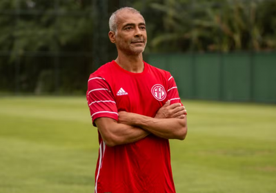 روماريو سيلعب لفريق من ريو دي جانيرو