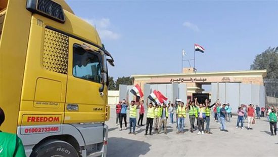 275 شاحنة مساعدات تصل غزة