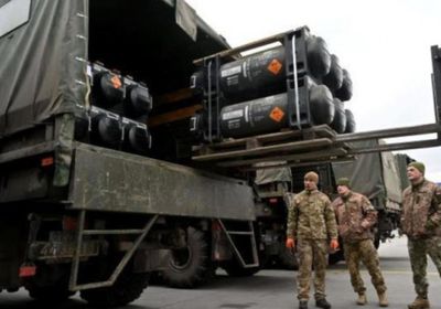 موعد استئناف تقديم المساعدات العسكرية الأمريكية لأوكرانيا