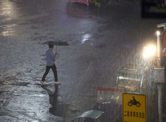 11 مفقودا جراء الأمطار جنوب الصين