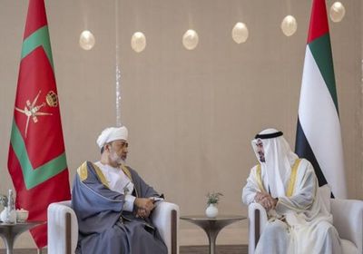 الإمارات.. إقامة مراسم استقبال رسمية لسلطان عمان في قصر الوطن