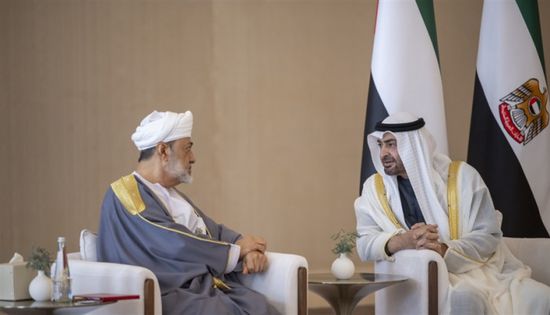 رئيس الإمارات وسلطان عمان يشهدان إعلان مذكرات تفاهم بين البلدين