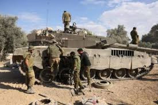 الجيش الإسرائيلي يكثف ضرباته على غزة