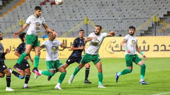 المصري يفوز على فاركو ويتقدم لوصافة الدوري