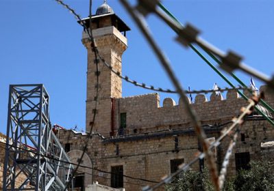 بحجة الأعياد اليهودية.. الجيش الإسرائيلي يغلق الحرم الإبراهيمي أمام المسلمين