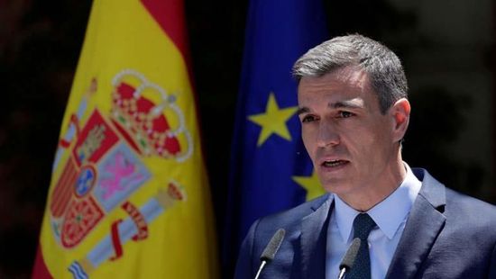 زوجته السبب.. رئيس الوزراء الإسباني يدرس الاستقالة