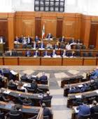 البرلمان اللبناني يؤجل الانتخابات البلدية لعام