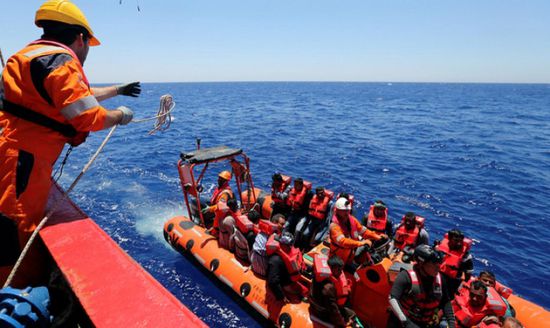 المغرب.. إنقاذ 85 مهاجرًا قبالة شواطئ الداخلة