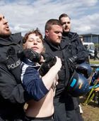 شرطة برلين تزيل مخيم اعتصام مؤيد للفلسطينيين