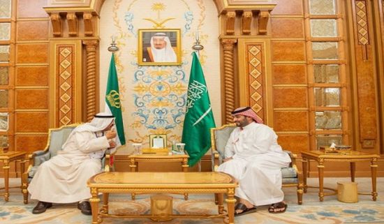 ولي العهد السعودي وأمير الكويت يستعرضان العلاقات الأخوية بين البلدين