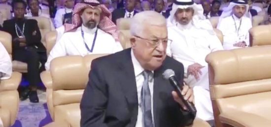 أبو مازن يدعو لحل يجمع غزة والضفة والقدس في دولة فلسطينية