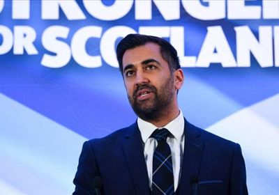 حمزة يوسف يقدم استقالته من رئاسة الحكومة الاسكتلندية