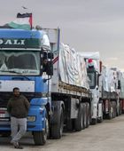    إسرائيل تسمح بمرور شاحنات المساعدات لغزة