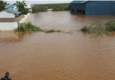 الأمطار الغزيرة تتسبب في انقطاع الكهرباء في أجزاء كبيرة من كينيا &nbsp;