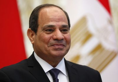 السيسي يهنئ قداسة البابا تواضروس بعيد القيامة المجيد